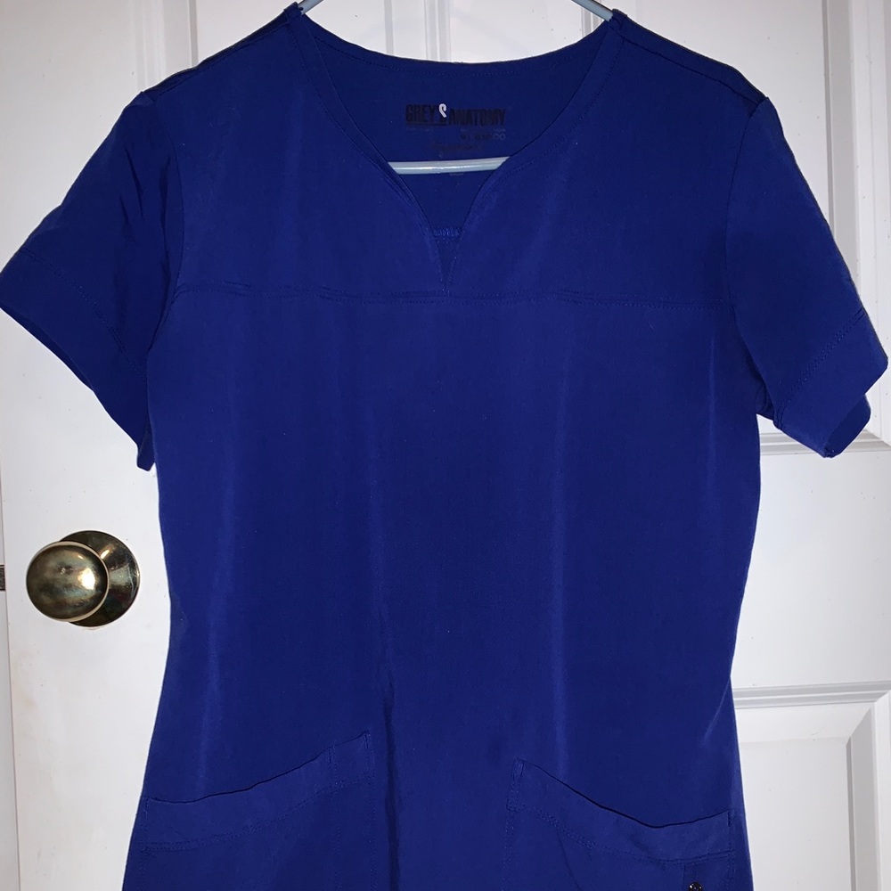 Blue short sleeve scrub top